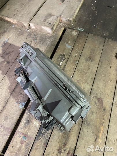 Фары Мерседес E124