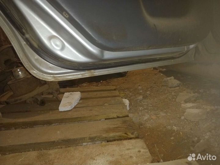 Дверь задняя kia spectra