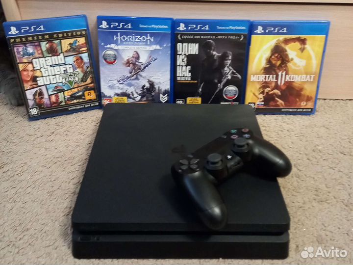 Sony PS4 Slim 1tb+4 игры на дисках