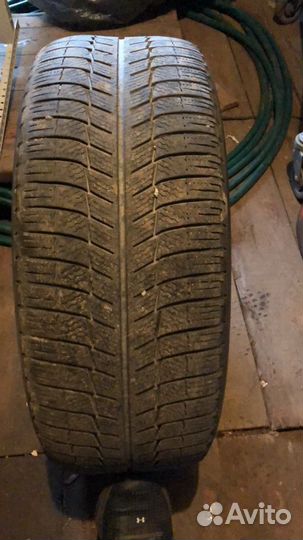 Michelin Latitude X-Ice 2 225/55 R16