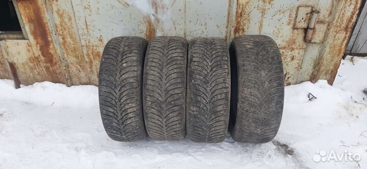 Goodyear UltraGrip Ice+ 205/55 R16