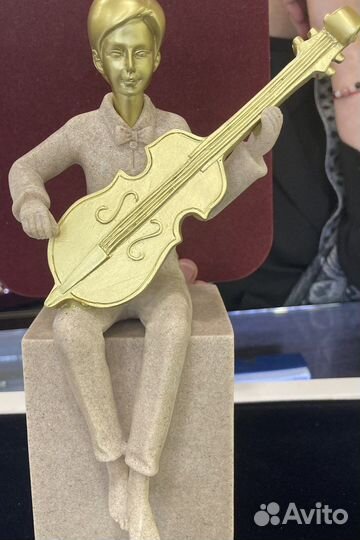 Сувенир статуэтка саксофонист