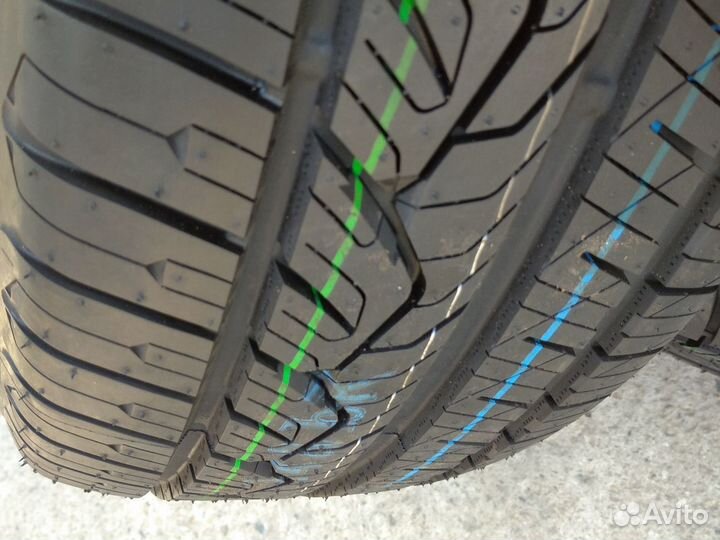 Nitto NT421Q 225/60 R17 103V