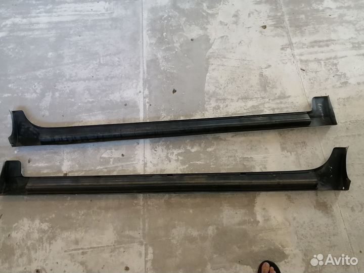 Продам пороги на гранту спорт