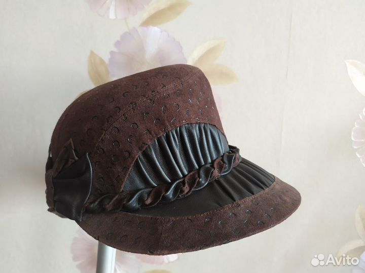 Шляпа кожаная