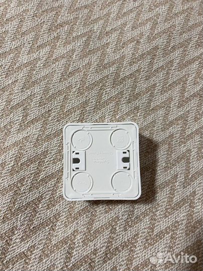 Новый выключатель и розетка