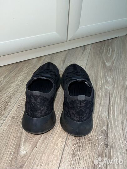 Adidas yeezy boost 380