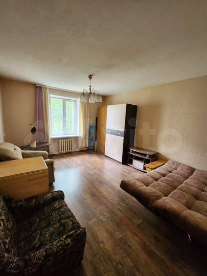 2-к. квартира, 43 м², 2/3 эт.