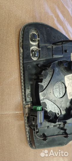 Зеркальный элемент правый фотохром Octavia A5FL