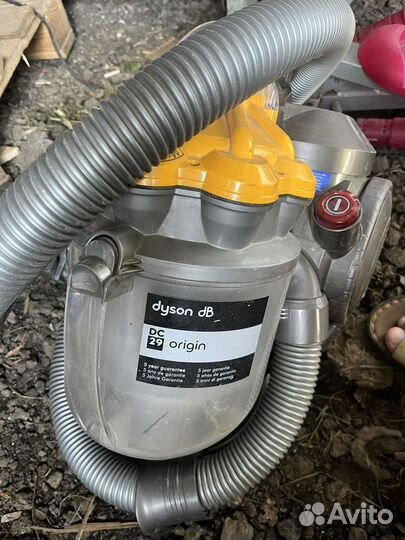 Пылесос Dyson DC29