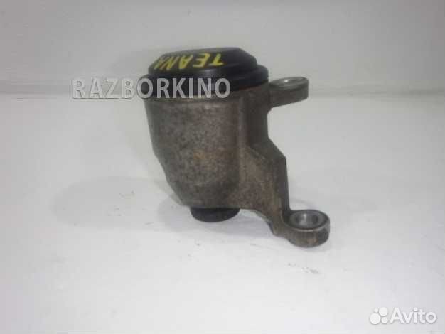 Подушка двигателя Ниссан