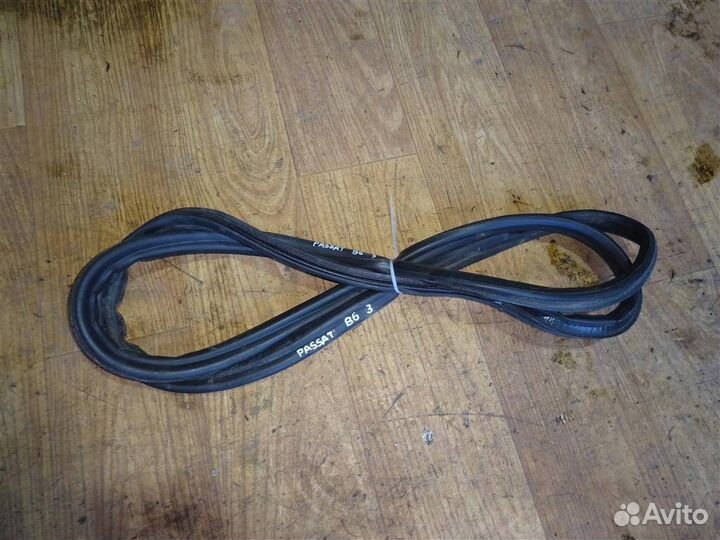 Уплотнитель багажника Volkswagen Passat B6 2005