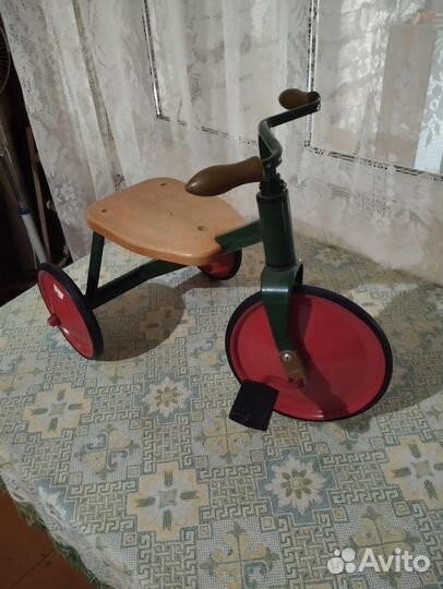 Детский трехколесный велосипед бу