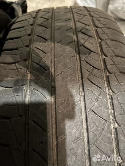 Michelin Latitude Tour HP 225/65 R17