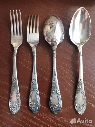 Столовый набор ложки и вилки СССР
