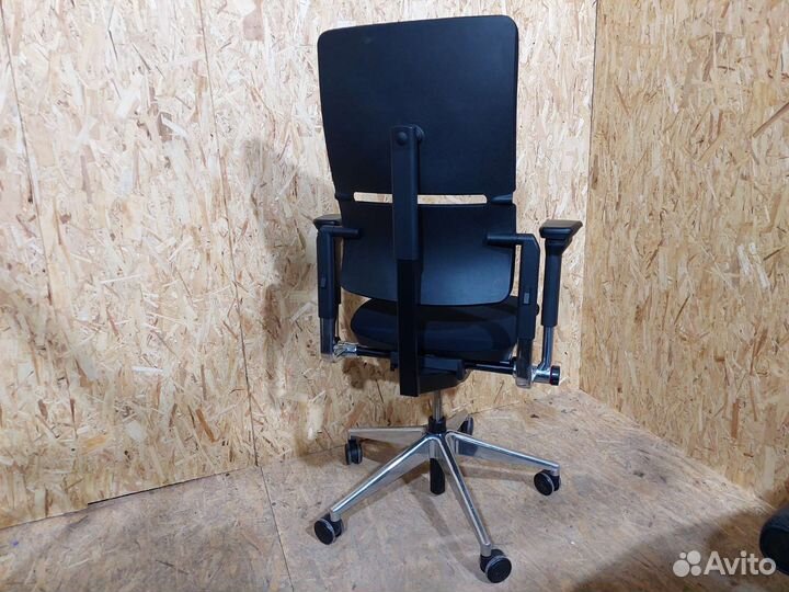 Компьютерное кресло руководителя Steelcase Please