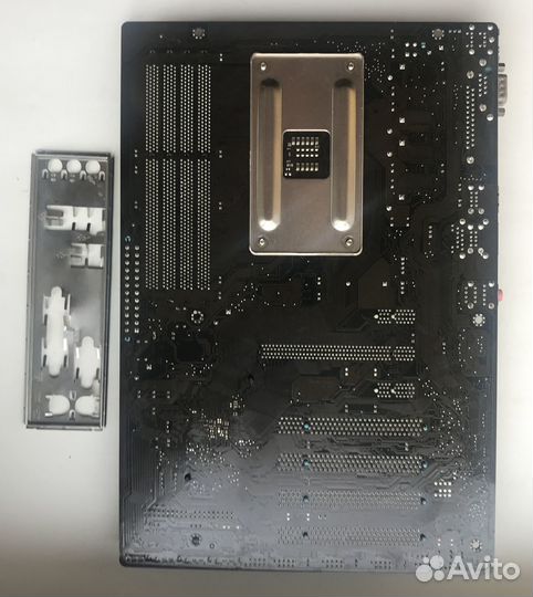 Asus M4N68T Pro. Мат. плата + комплект