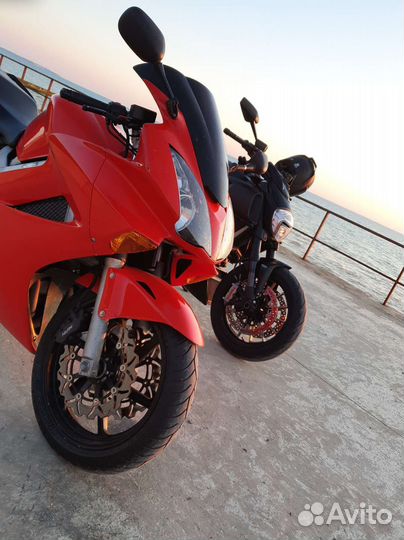 Honda VFR 800