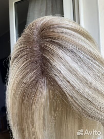 Женский парик блонд