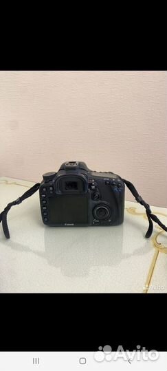 Зеркальный фотоаппарат canon eos7d