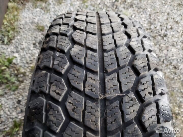 Bridgestone Winter Dueler DM-Z2 265/70 R16