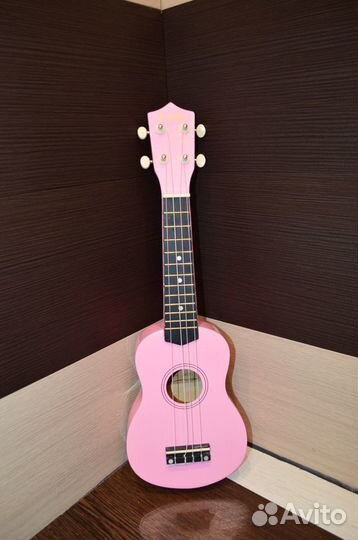 Укулеле - сопрано (новая), в заводской коробке