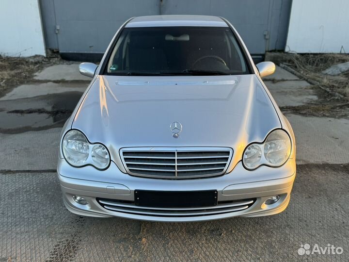 В полном разборе w203 c180