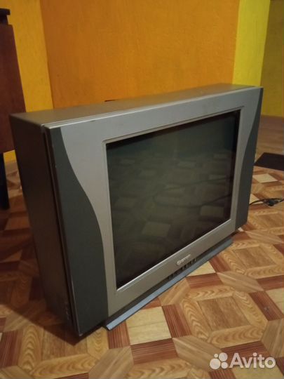 Телевизор на запчасти