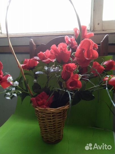Цветы в корзинке