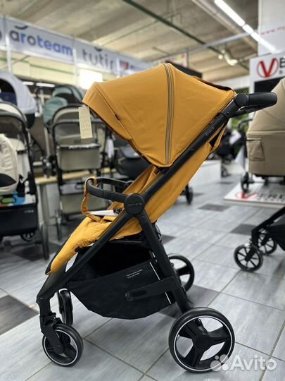 Коляска прогулочная Carrello Bravo 2024