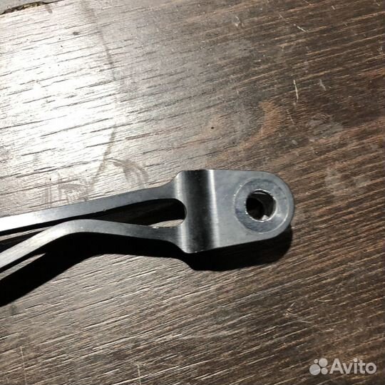 Кронштейн суппорта для suzuki hayabusa gsx1300r 03