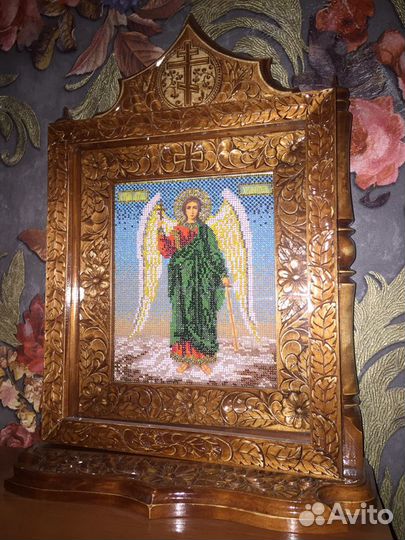 Вышивка бисером и стразами