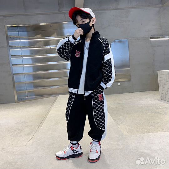 Спортивная форма для мальчиков 120/130/150/160/170