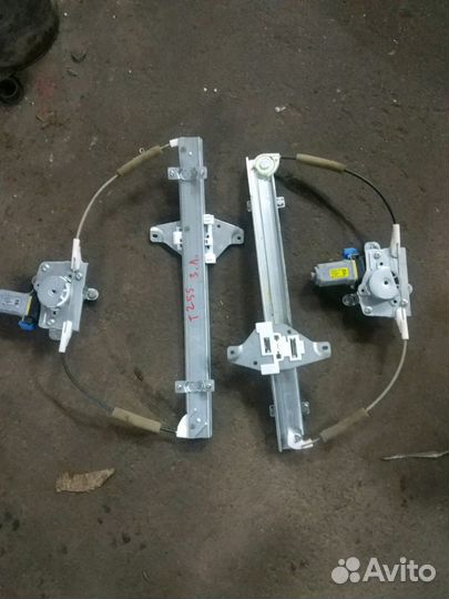Стеклоподьемник задний на Шевроле Авео Т255