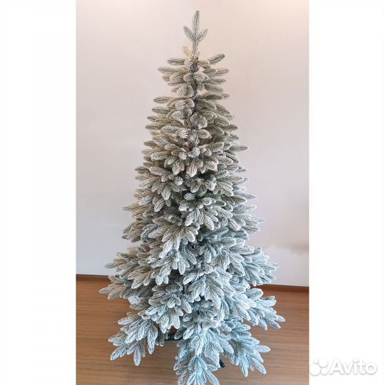 Ель искуственная