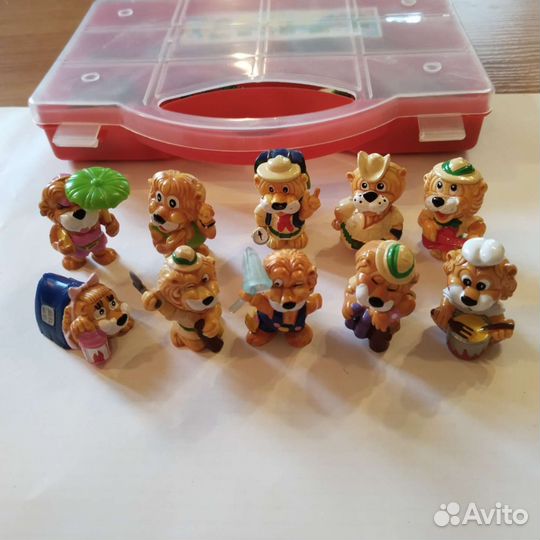 Серия Львов из киндера 90х г