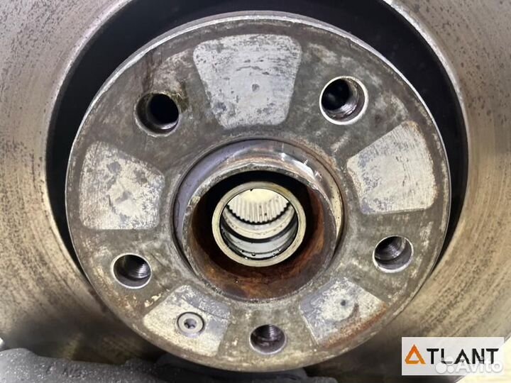 Ступица передняя правая audi A6