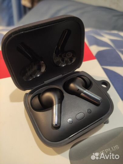 Наушники OnePlus Buds Pro