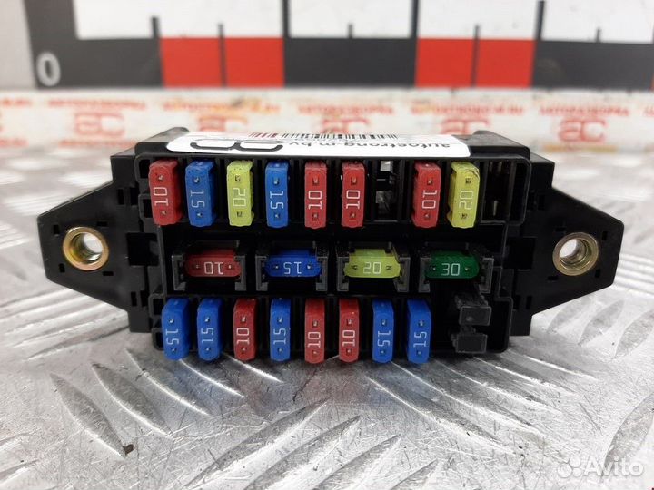 Блок предохранителей Suzuki Liana рест. 2005