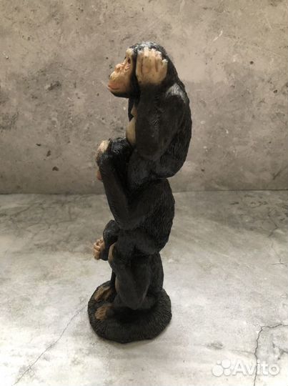 Игрушка : баловные обезьянки 