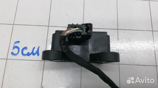 Блок управления renault scenic 3 (90E11NC01)