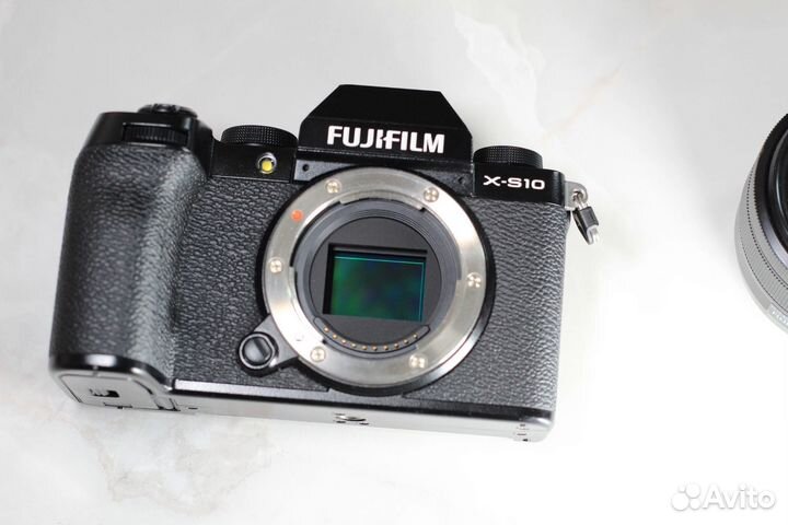 Fujifilm X-S10 kit 15 45