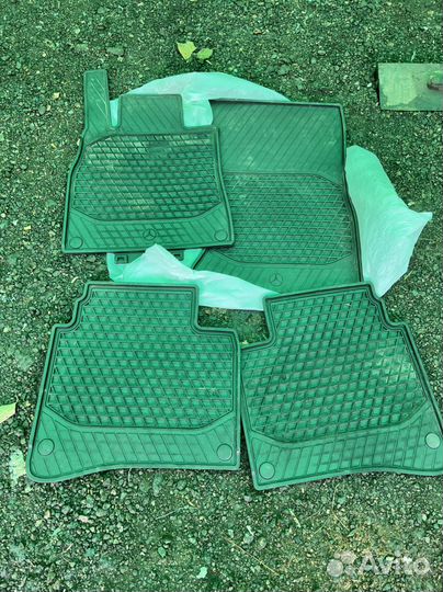 Автомобильные коврики резиновые