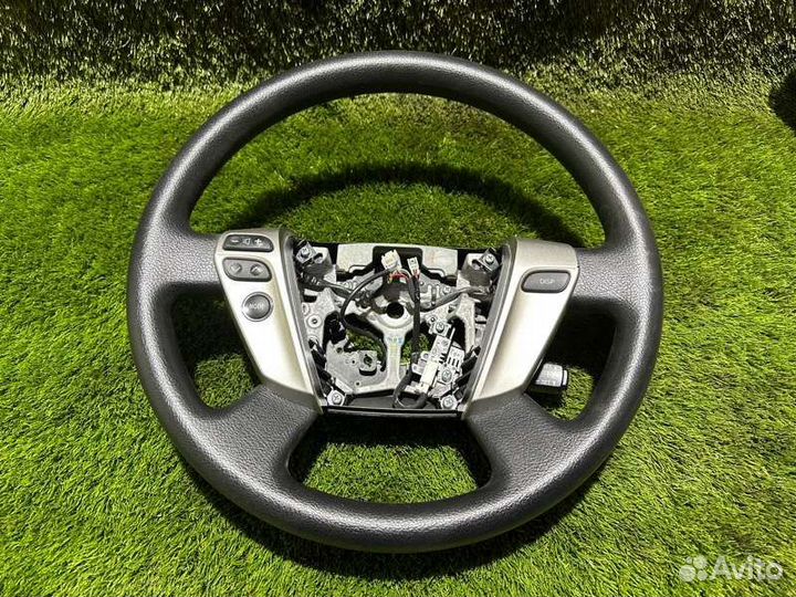 Руль Toyota Crown GRS204