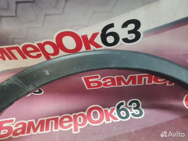 Накладка на крыло переднее правое Toyota Rav4 2015