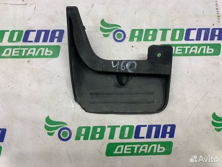 Брызговик задний правый Hyundai H-1 Grand Starex