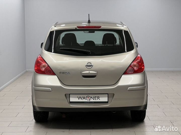 Nissan Tiida 1.6 МТ, 2011, 214 010 км