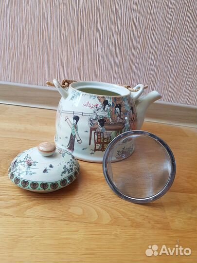 Чайник заварочный фарфоровый