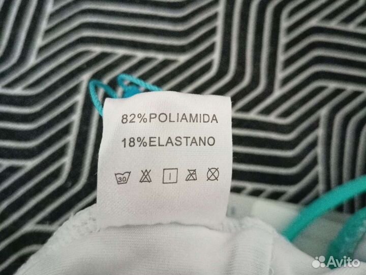 Купальник слитный новый