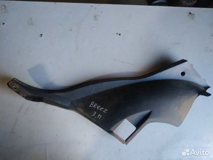 Обшивка стойки задняя правая Lifan Breez 1.3